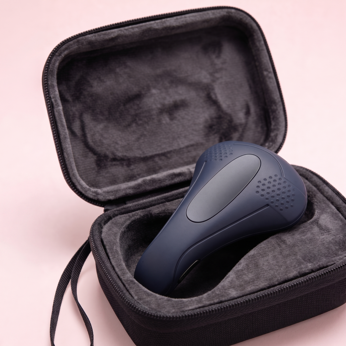 Feelza Pulse™ Travel Bag